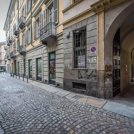 De Lellis - Centro Apartment Turin