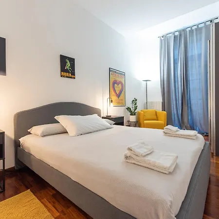 Top Living Apartments - De Lellis Torino Centro